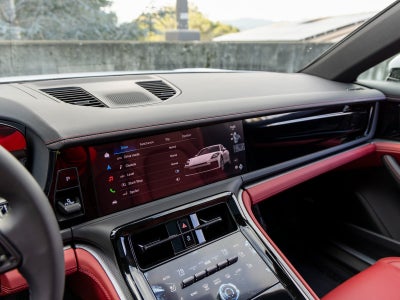 2026 Porsche Panamera 4