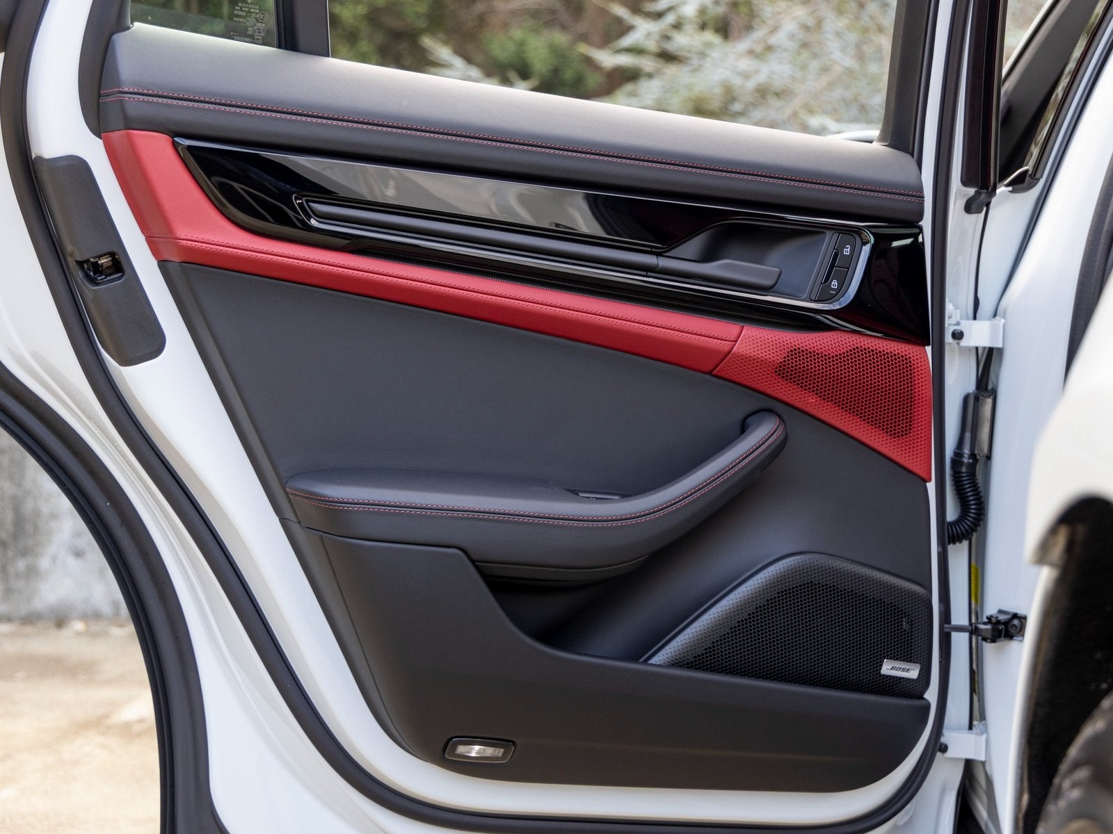 2026 Porsche Panamera 4