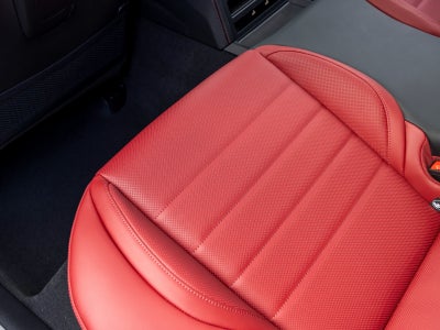 2026 Porsche Panamera 4