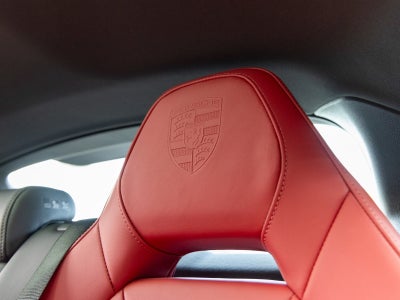 2026 Porsche Panamera 4