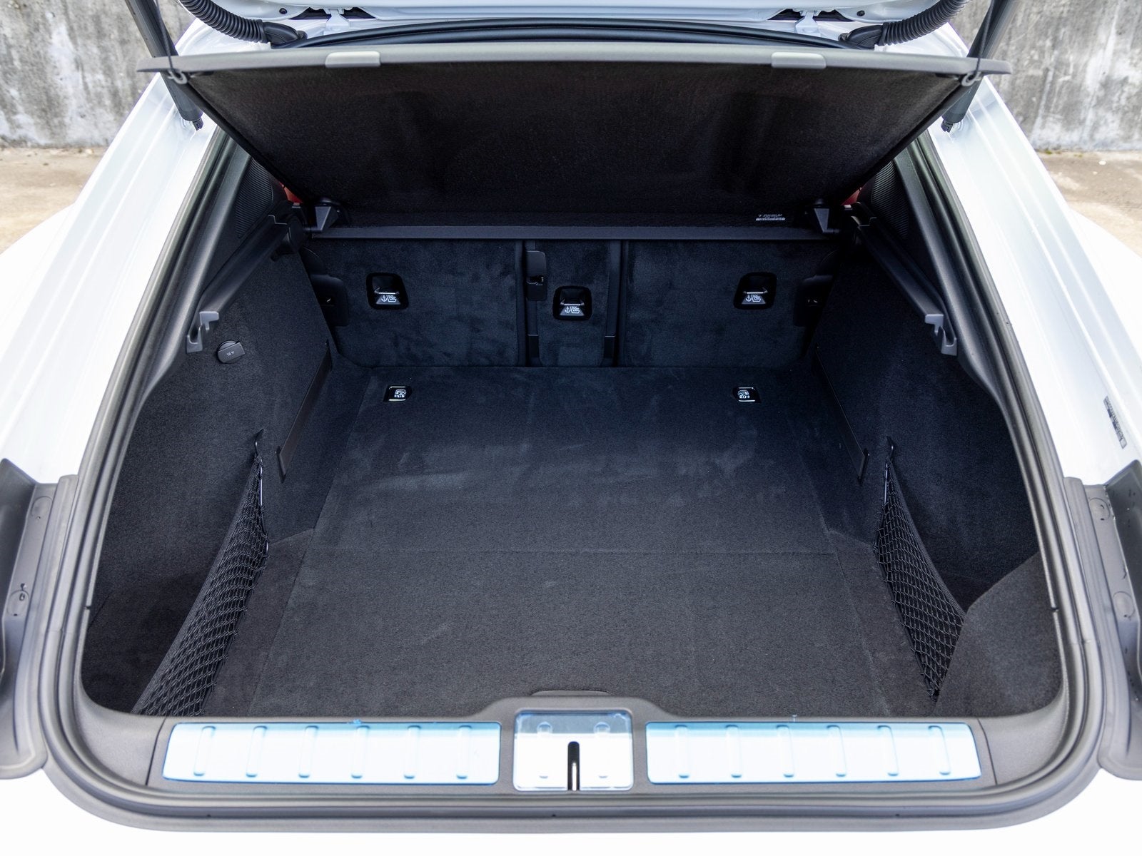 2026 Porsche Panamera 4