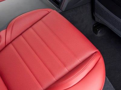 2026 Porsche Panamera 4