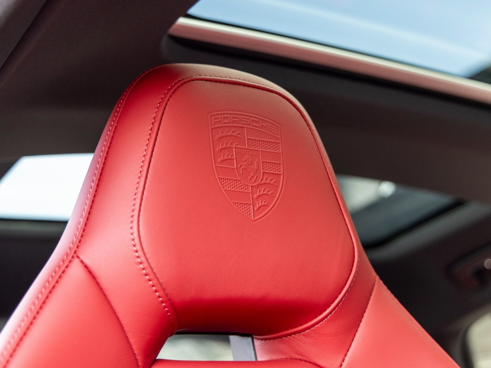 2026 Porsche Panamera 4