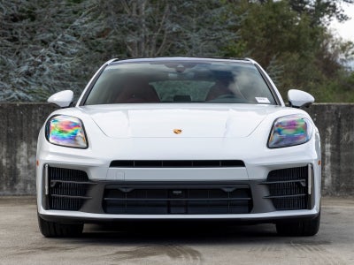 2026 Porsche Panamera 4