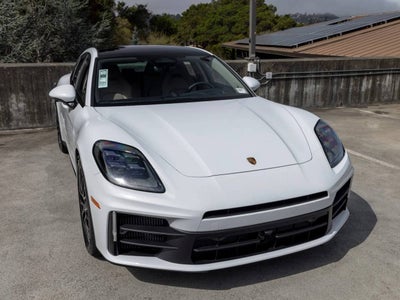 2026 Porsche Panamera Panamera 4