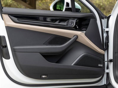 2026 Porsche Panamera Panamera 4