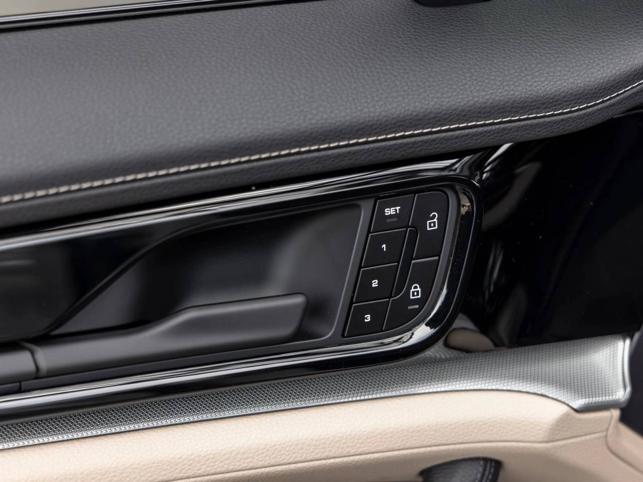 2026 Porsche Panamera Panamera 4