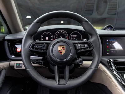 2026 Porsche Panamera Panamera 4