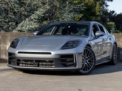 2025 Porsche Panamera Base