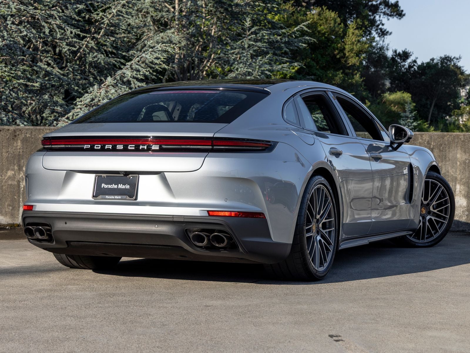 2025 Porsche Panamera Base