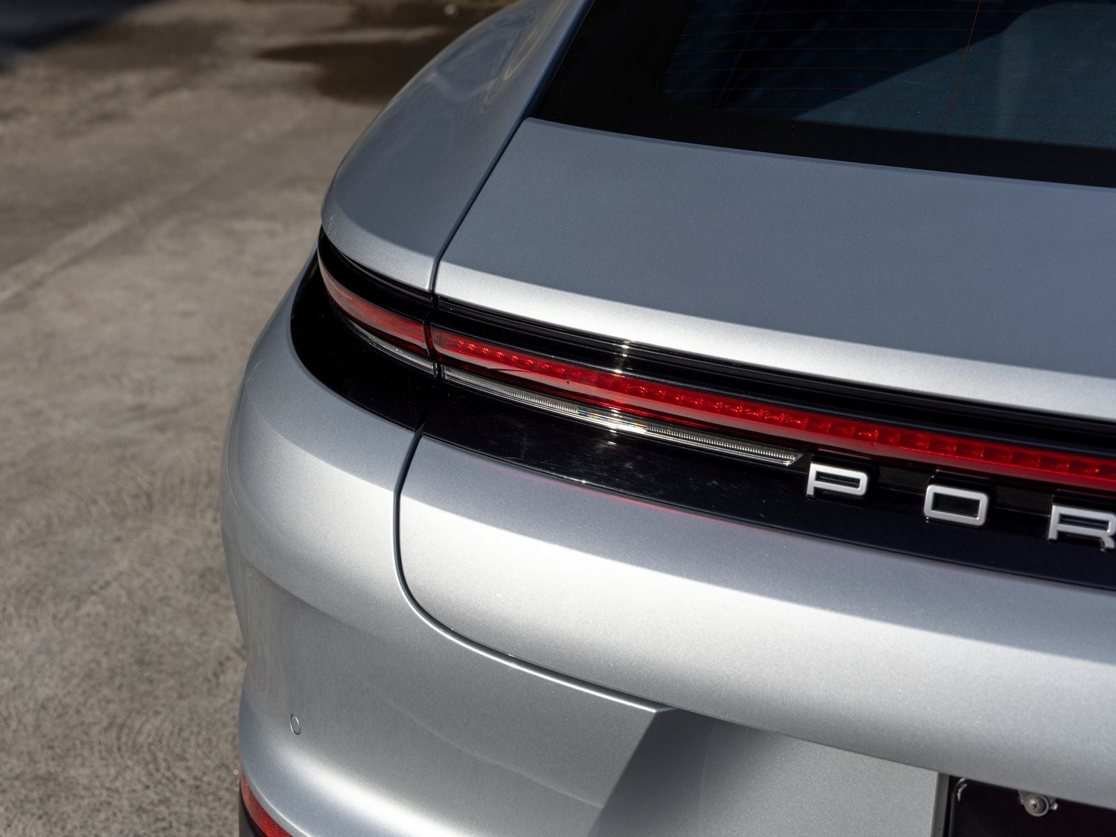 2025 Porsche Panamera Base