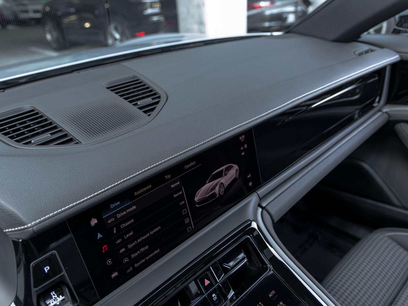 2025 Porsche Panamera Base