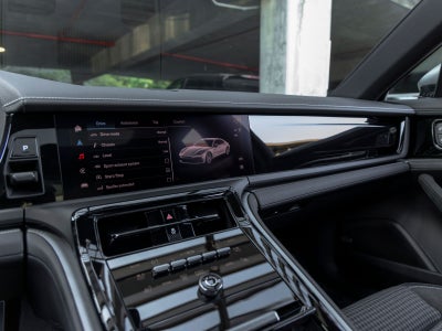 2025 Porsche Panamera Base