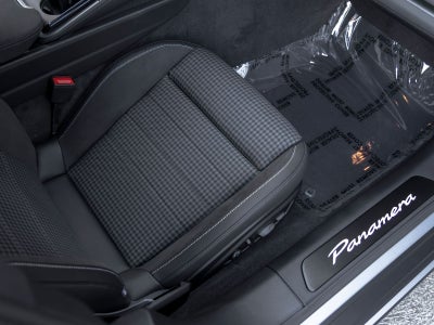 2025 Porsche Panamera Base