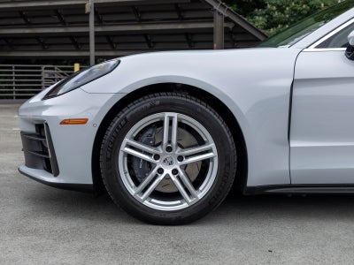 2025 Porsche Panamera Base