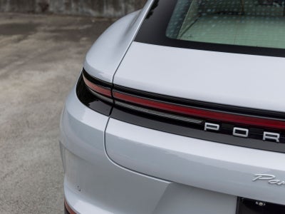 2025 Porsche Panamera Base