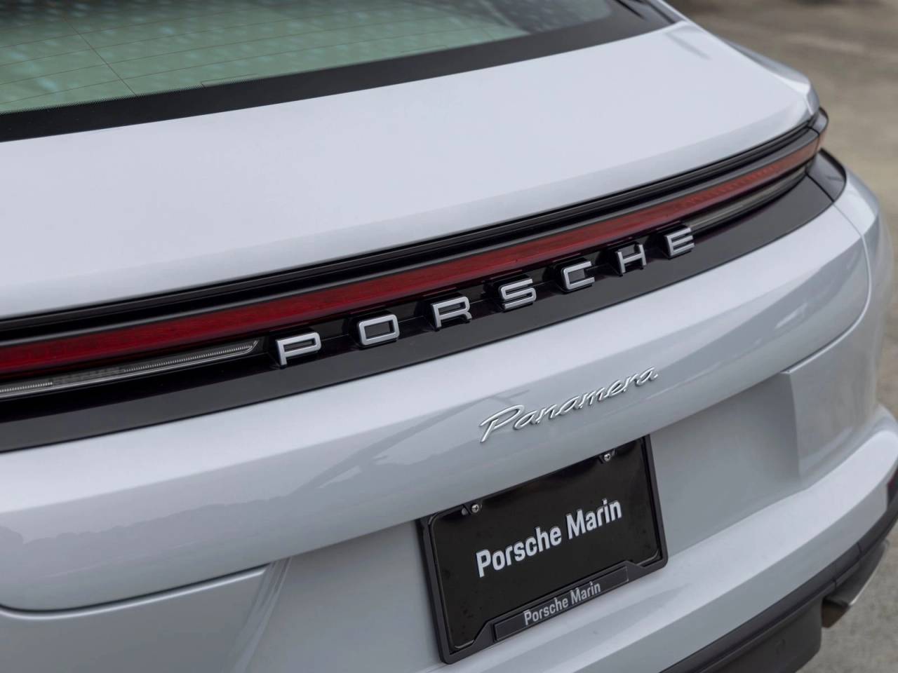 2025 Porsche Panamera Base