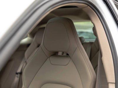 2025 Porsche Panamera Base