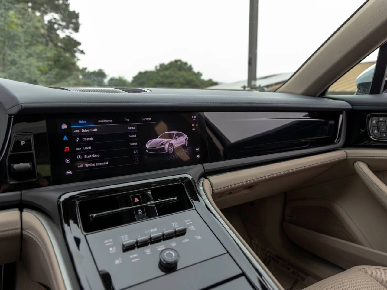 2025 Porsche Panamera Base