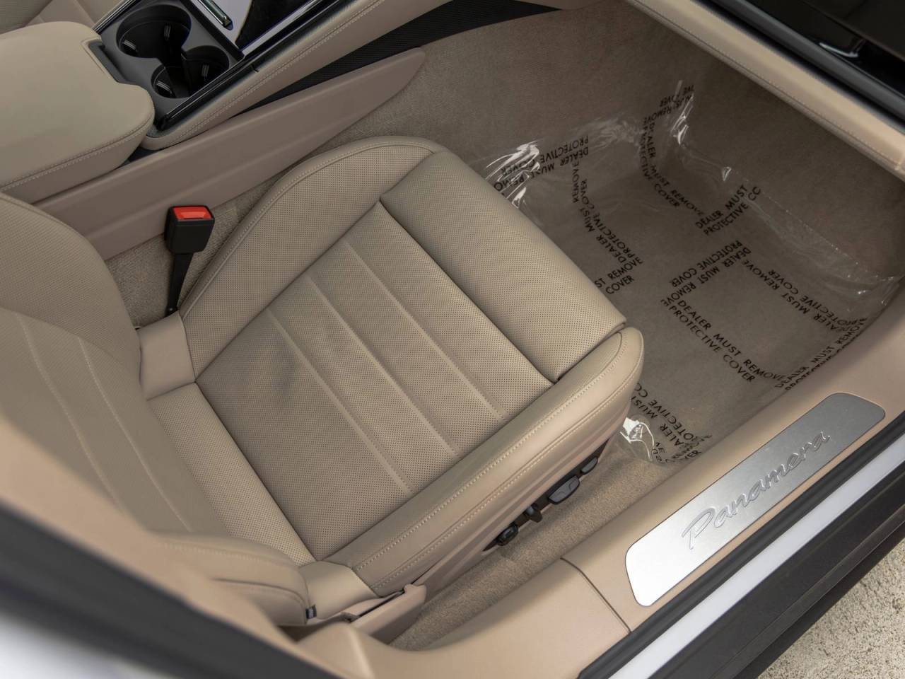 2025 Porsche Panamera Base