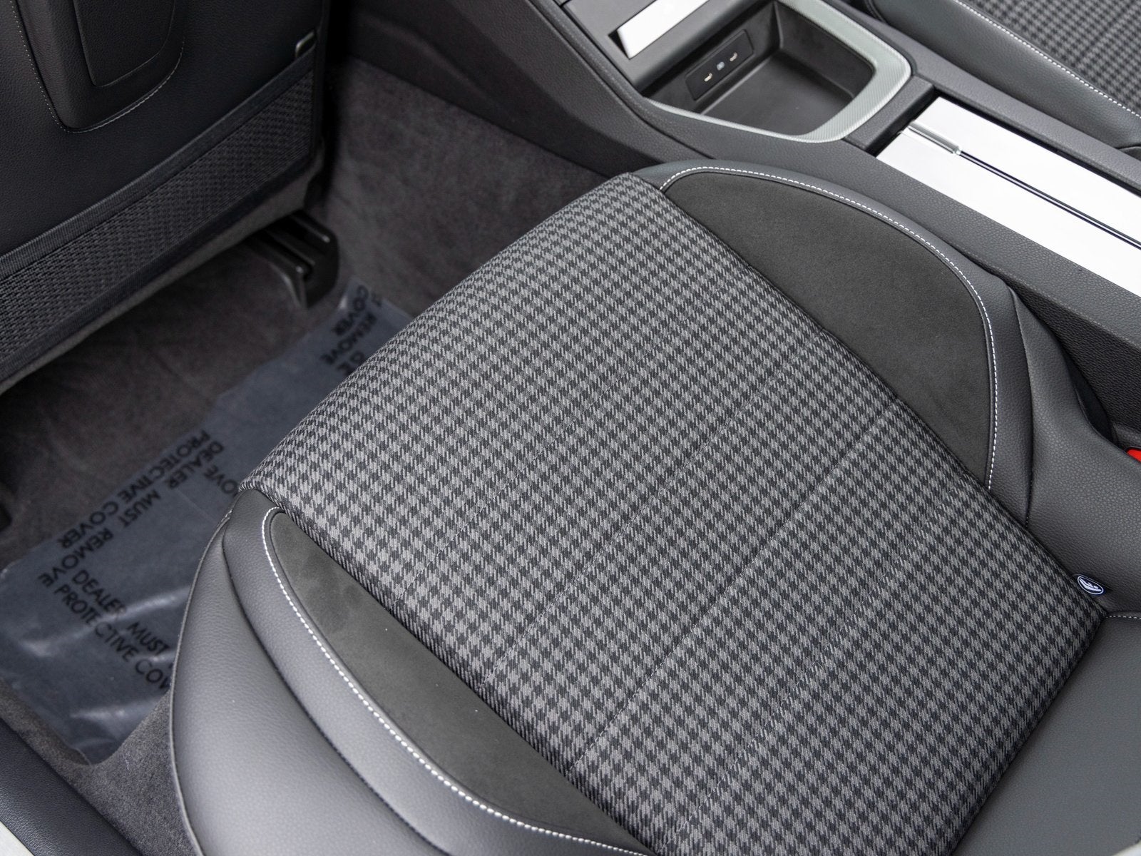 2025 Porsche Panamera Panamera 4