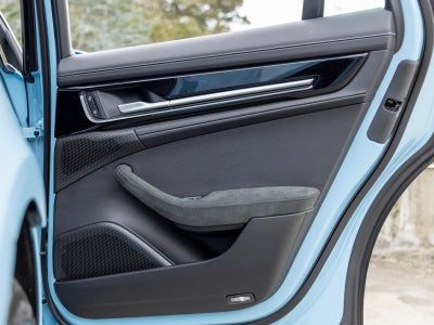 2025 Porsche Panamera Panamera 4