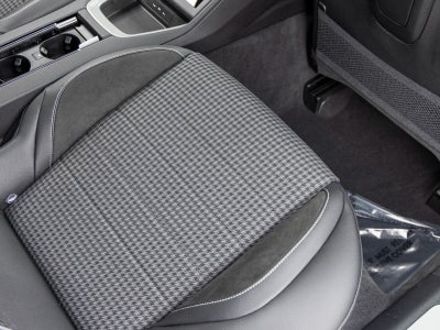 2025 Porsche Panamera Panamera 4