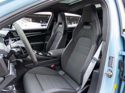 2025 Porsche Panamera Panamera 4