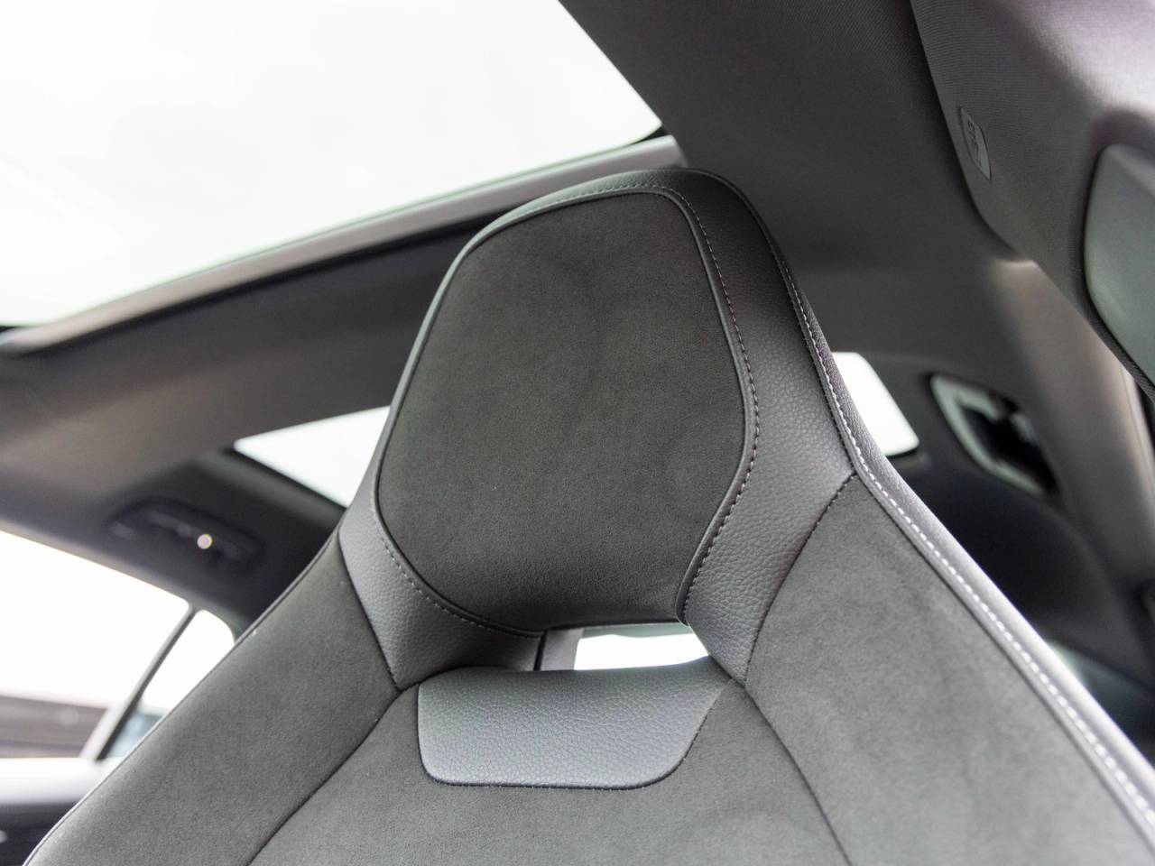 2025 Porsche Panamera Panamera 4