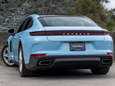 2025 Porsche Panamera Panamera 4