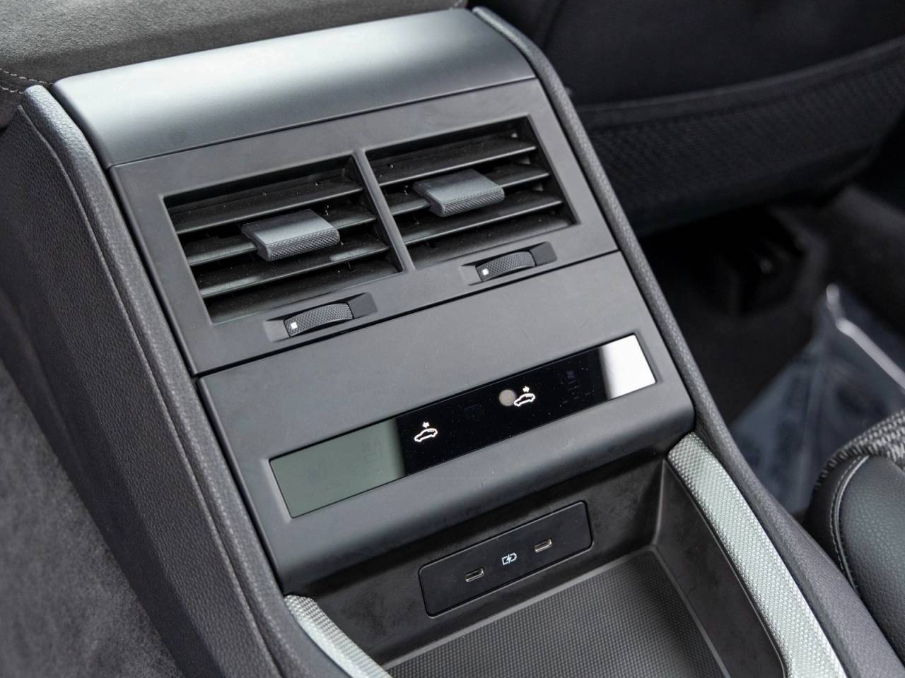 2025 Porsche Panamera Panamera 4