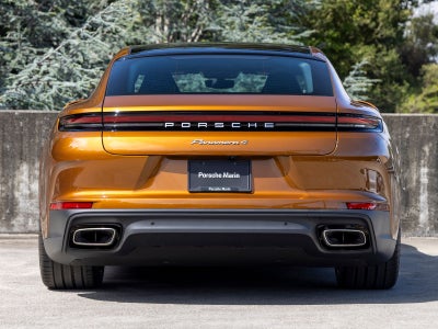 2026 Porsche Panamera 4