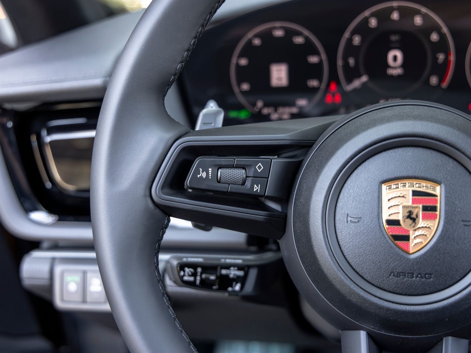 2026 Porsche Panamera 4