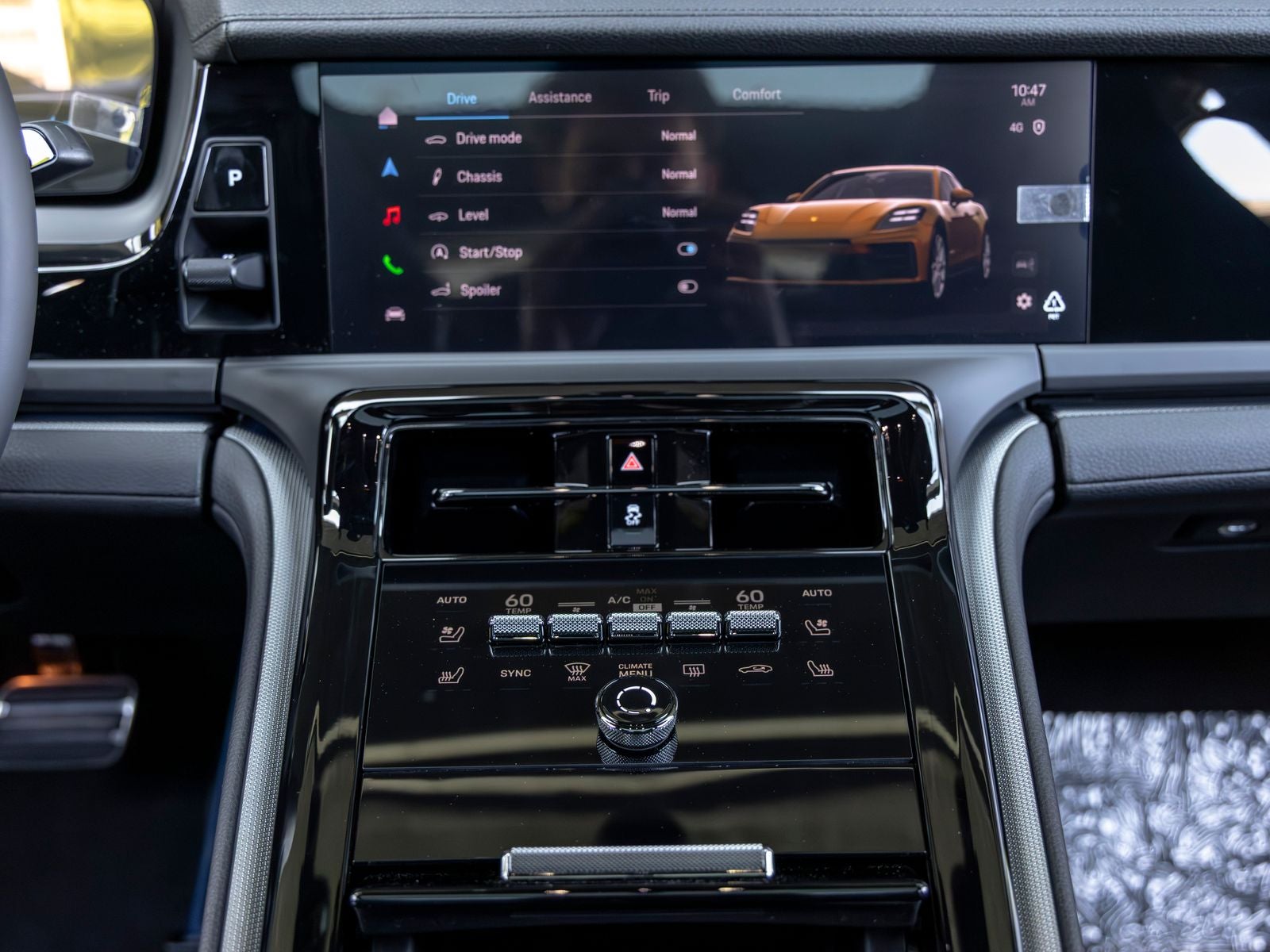 2026 Porsche Panamera 4