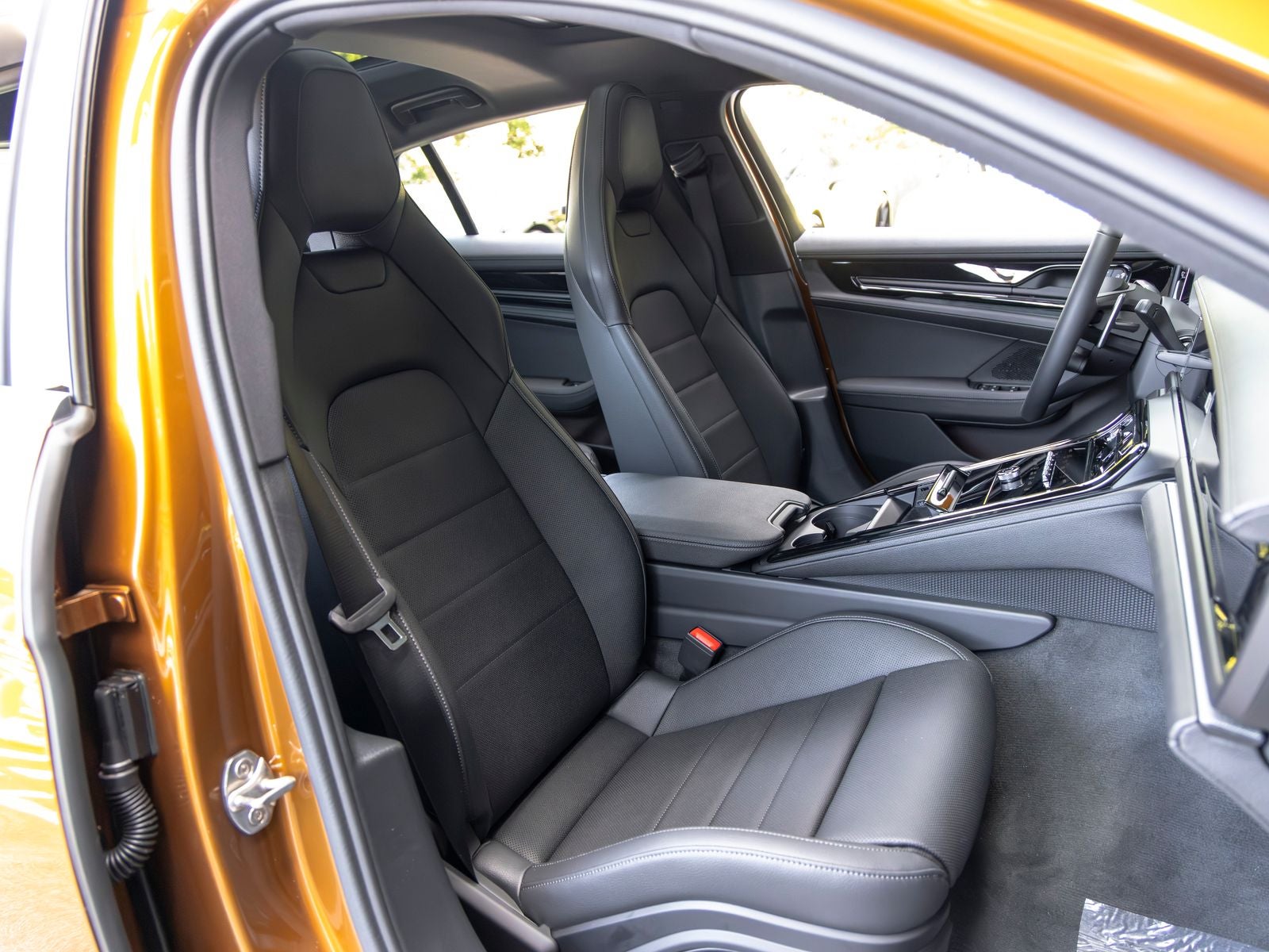 2026 Porsche Panamera 4