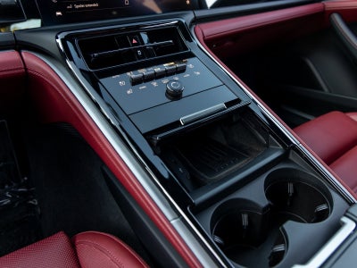 2024 Porsche Panamera Base