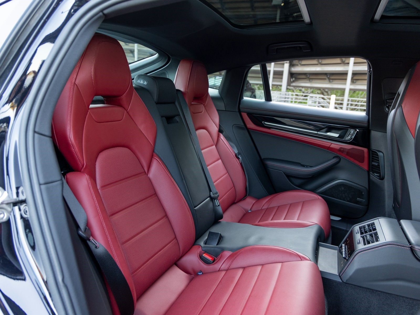 2024 Porsche Panamera Base