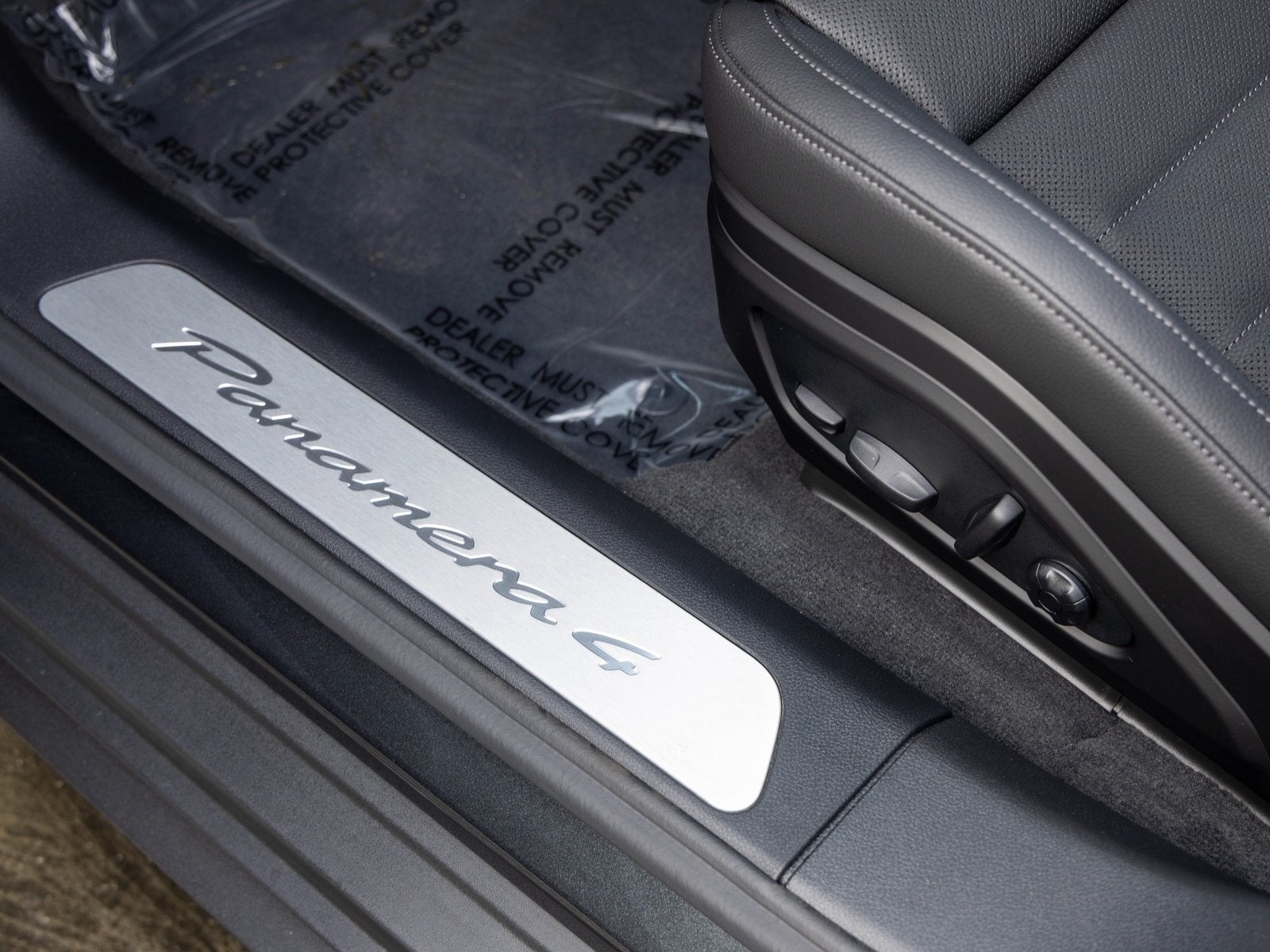 2026 Porsche Panamera Panamera 4