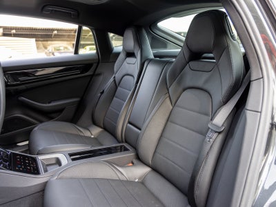 2026 Porsche Panamera Panamera 4