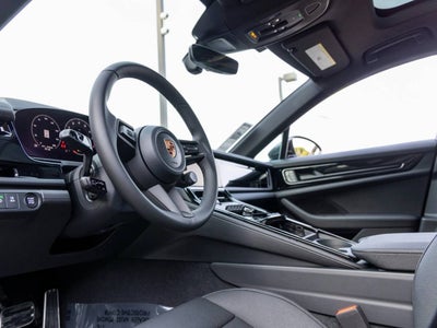 2026 Porsche Panamera Panamera 4