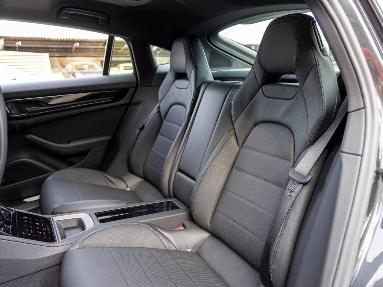 2026 Porsche Panamera Panamera 4