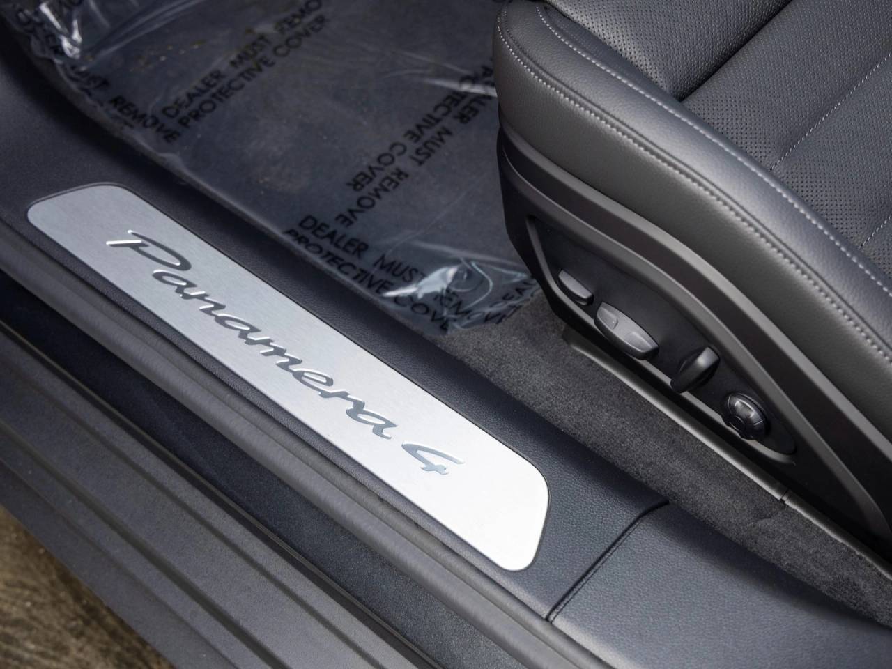 2026 Porsche Panamera Panamera 4