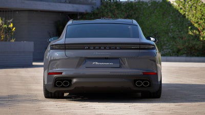 2026 Porsche Panamera Panamera 4