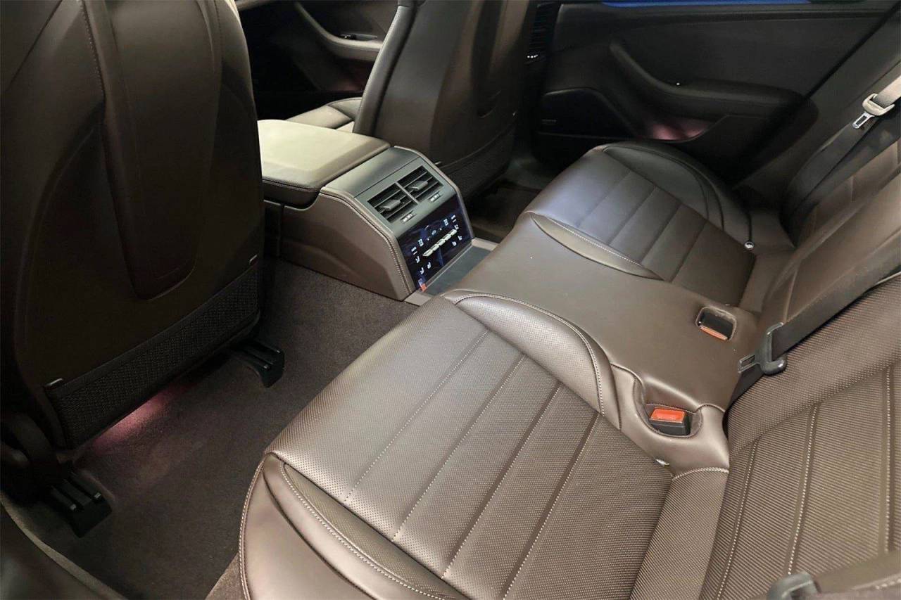 2025 Porsche Panamera Panamera