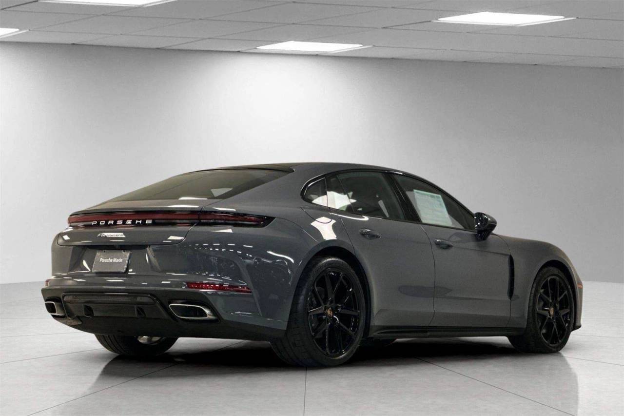 2025 Porsche Panamera Panamera