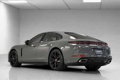 2025 Porsche Panamera Panamera