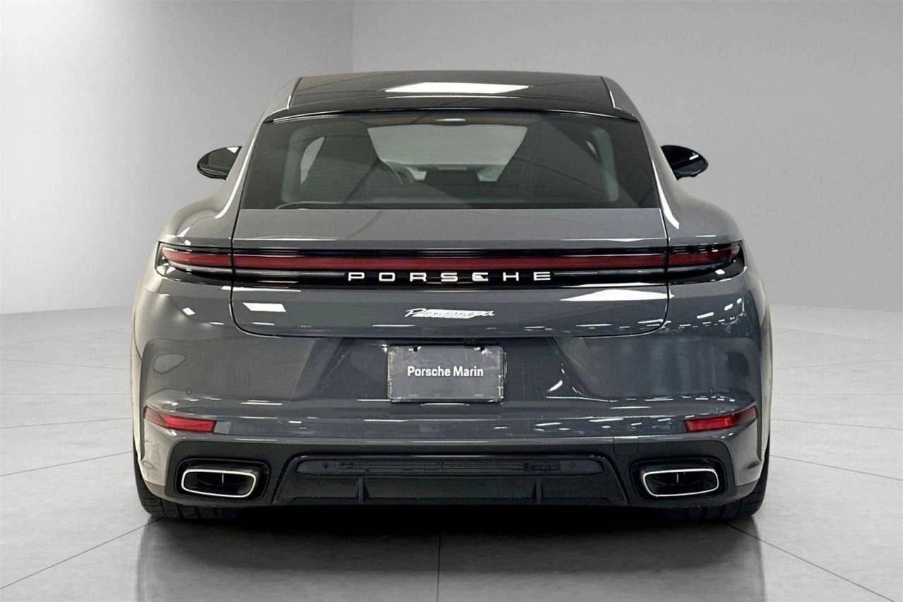 2025 Porsche Panamera Panamera
