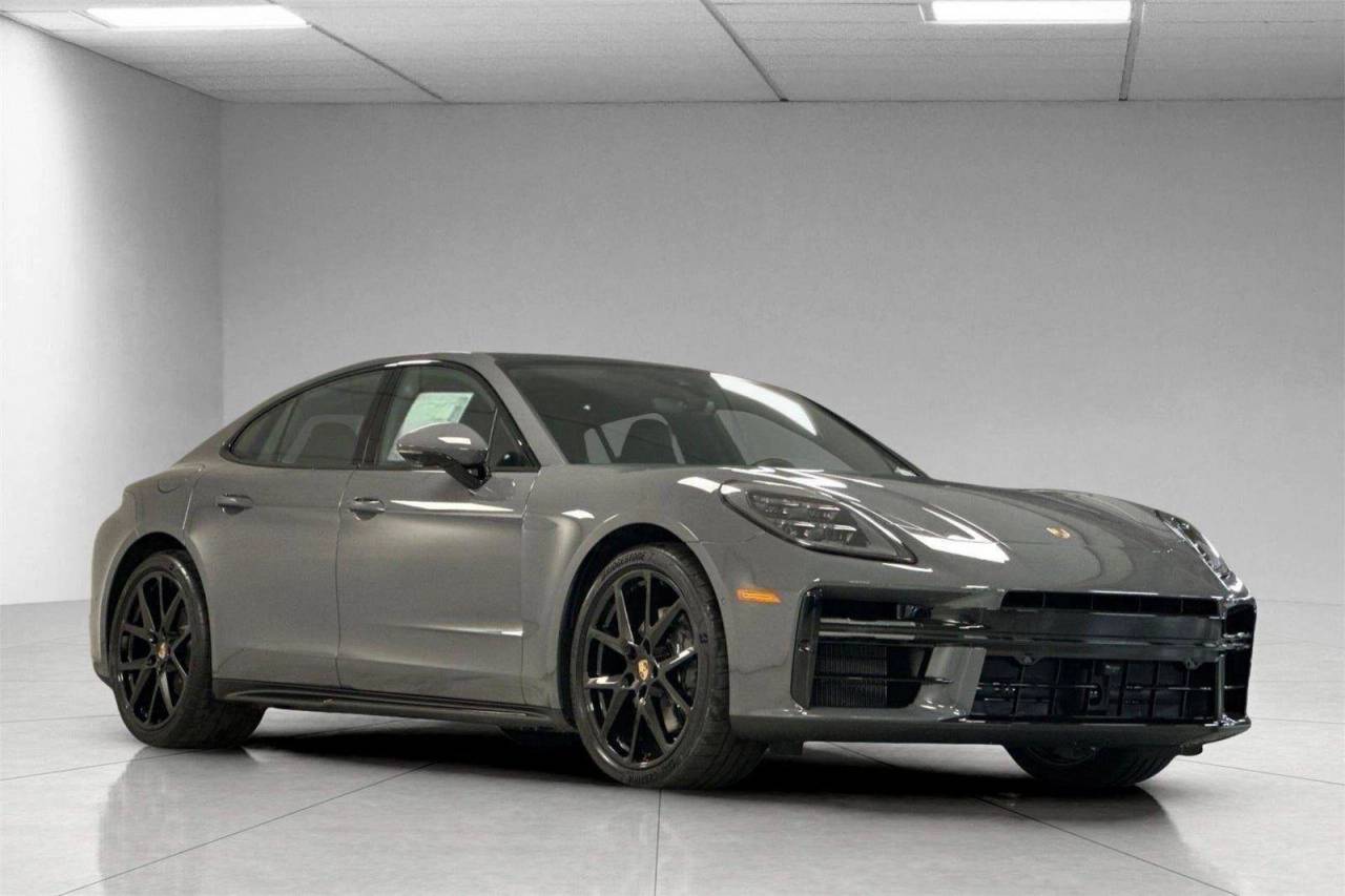 2025 Porsche Panamera Panamera