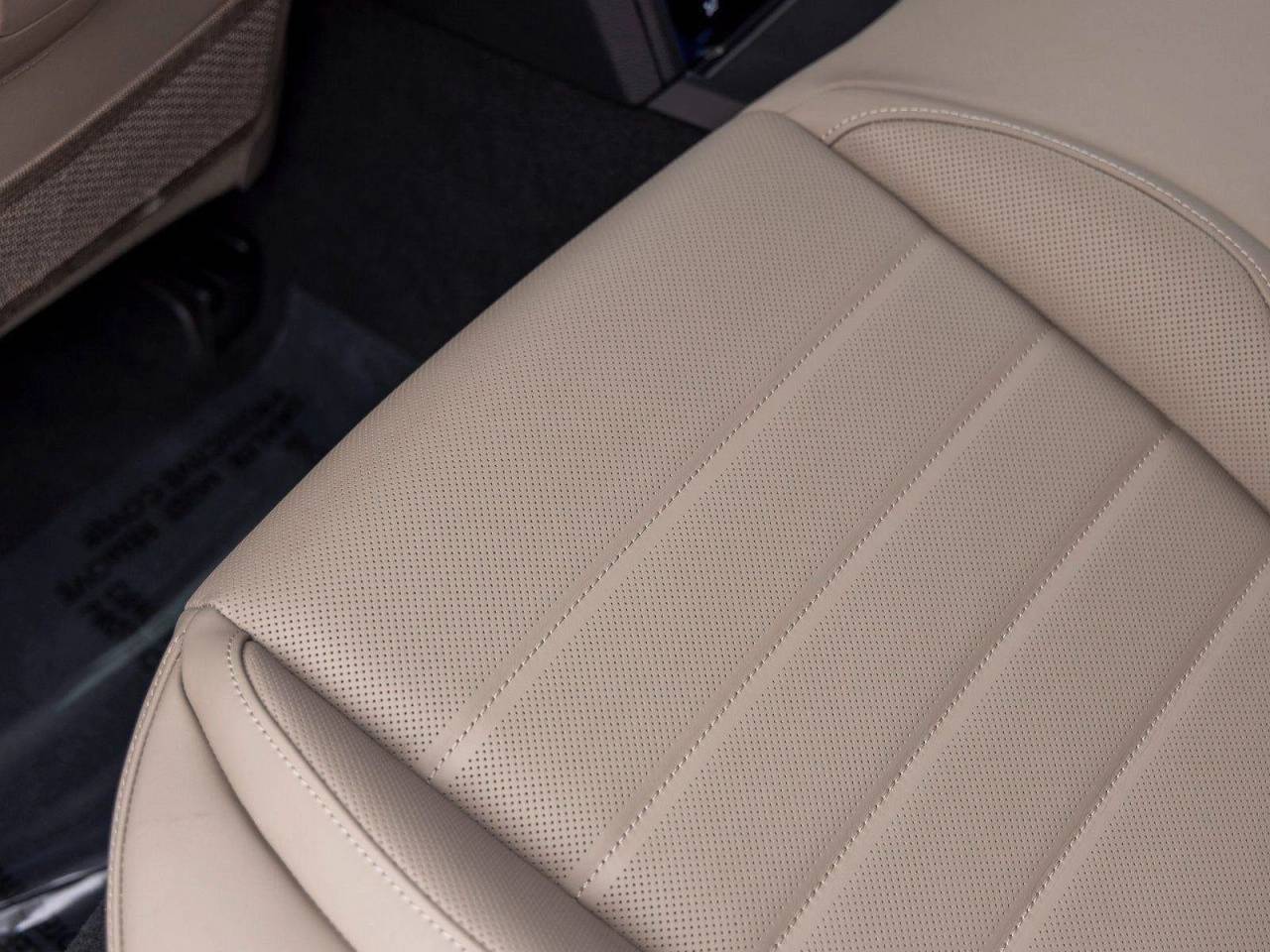 2025 Porsche Panamera Panamera