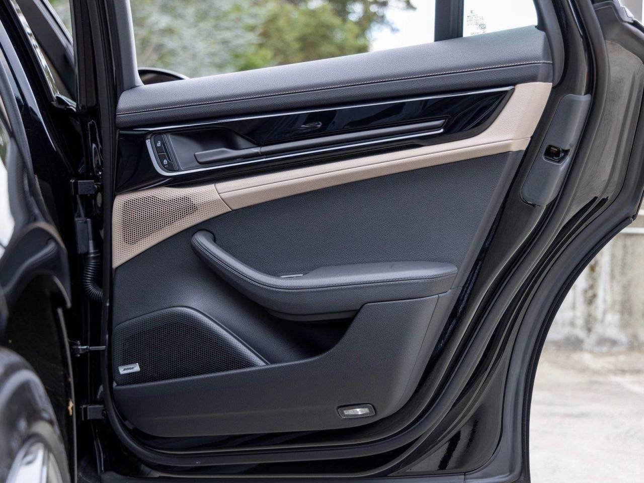 2025 Porsche Panamera Panamera